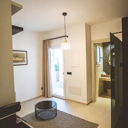 Casa Ameri בית הארחה 3*